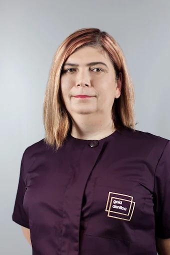 Mgr ​Marzena Majda – ​M​​a​nager Kliniki​, higienistka stomatologiczna​